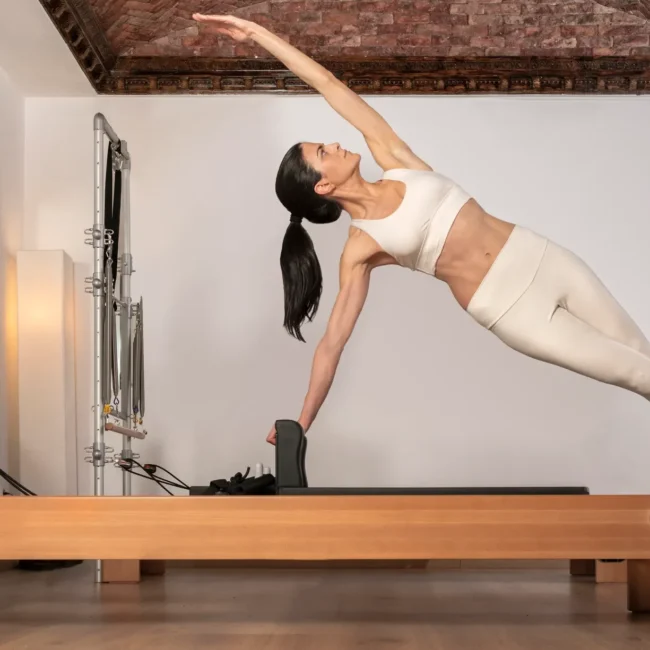 pilates_reformer.jpg-e1747546522767